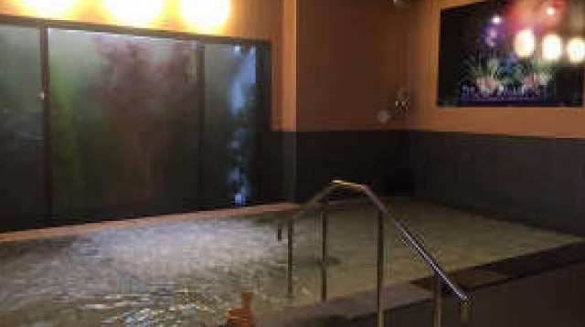 Information of nearby facilities! Just a 3-min walking distance “Funanoyu hot spring”